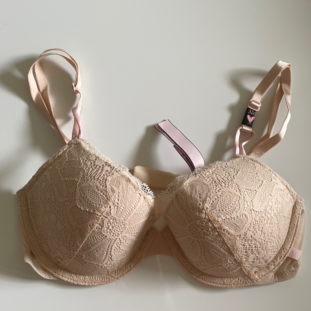Sexy Tee Lightly-Lined Cross-dye Lace Demi Bra